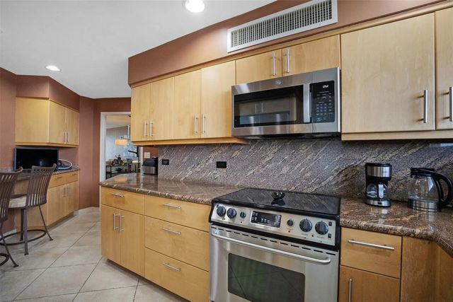 3 of 63 - 333 Sunset Drive #503, Fort Lauderdale, FL