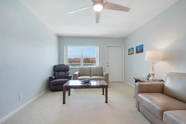 5 of 35 - 37 Yacht Club Drive #unit 202, North Palm Beach, FL