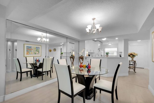 3 of 39 - 23247 N Barwood Ln Lane N #305, Boca Raton, FL