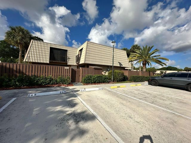 4 of 50 - 5718 57th Way, West Palm Beach, FL