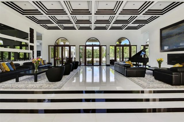 4 of 32 - 5801 Moss Ranch Road, Pinecrest, FL