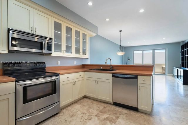 3 of 17 - 5 Island Avenue #le, Miami Beach, FL