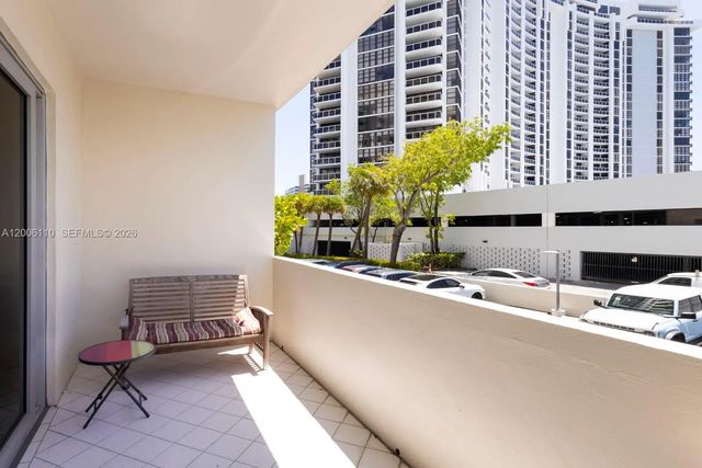 5 of 17 - 5 Island Avenue #le, Miami Beach, FL