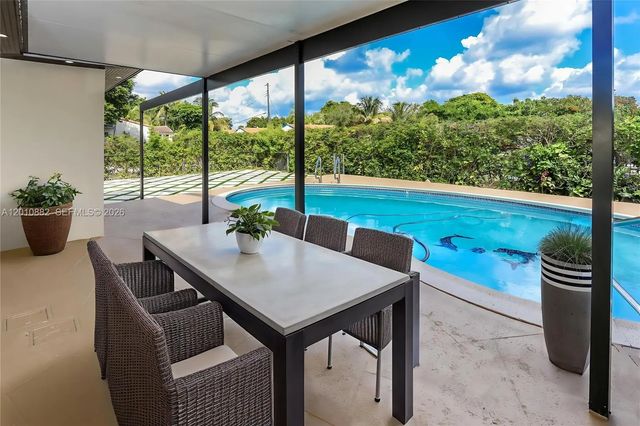 4 of 33 - 1620 Mckinley Street, Hollywood, FL