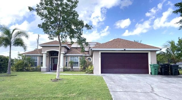 523 Sw Gale Lane, Port St. Lucie