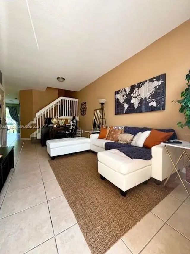 3 of 42 - 641 Ne 21st Terrace, Homestead, FL