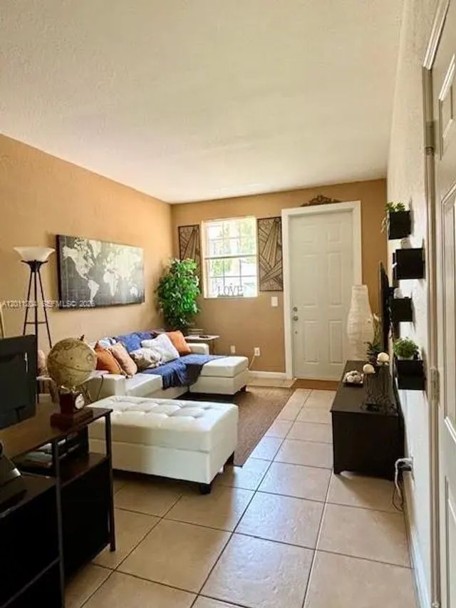 4 of 42 - 641 Ne 21st Terrace, Homestead, FL