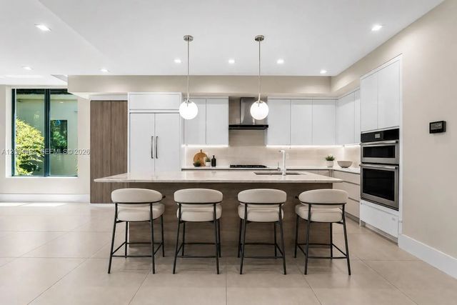 4 of 31 - 104 Ne 16th Terrace, Fort Lauderdale, FL