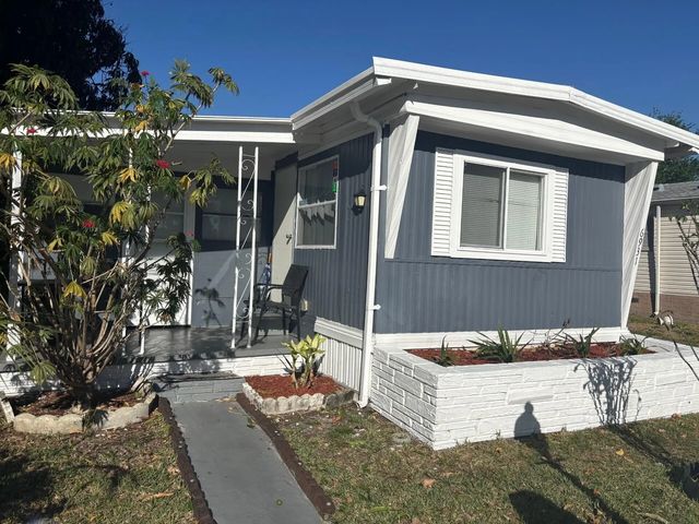 3 of 61 - 6931 Nw 45th Terrace, Coconut Creek, FL
