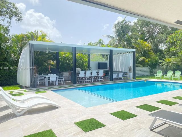 13255 Sw 106th Avenue, Miami