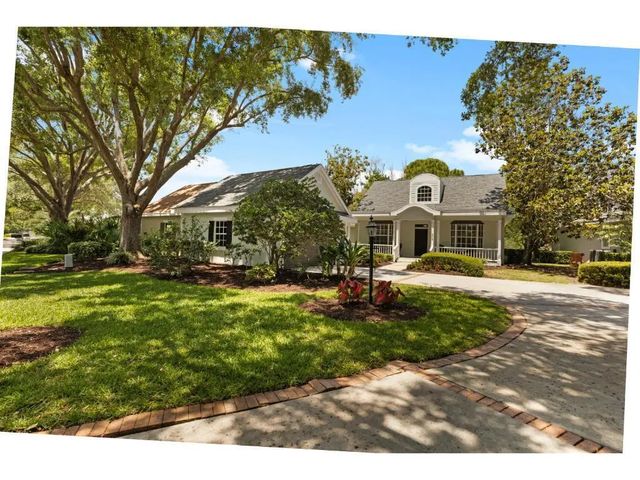 3 of 33 - 814 Carolina Circle Sw, Vero Beach, FL