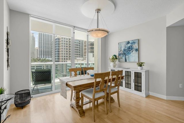5 of 35 - 350 Se 2nd Street #1030, Fort Lauderdale, FL