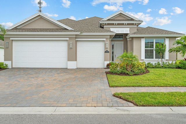 4018 Tower Pointe Way, Vero Beach
