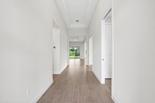 4 of 24 - 4018 Tower Pointe Way, Vero Beach, FL