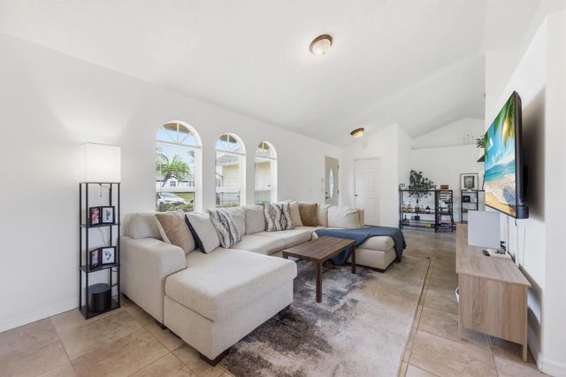 5 of 43 - 390 Se Cork Road, Port St. Lucie, FL