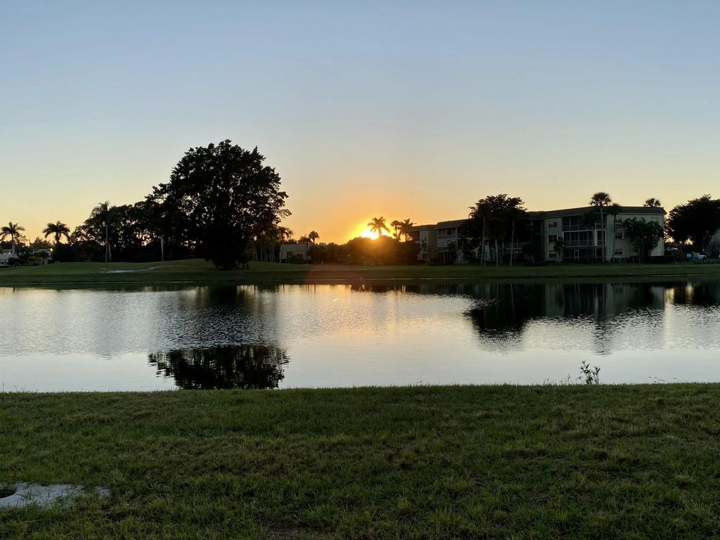 4272 Deste Court #101, Lake Worth