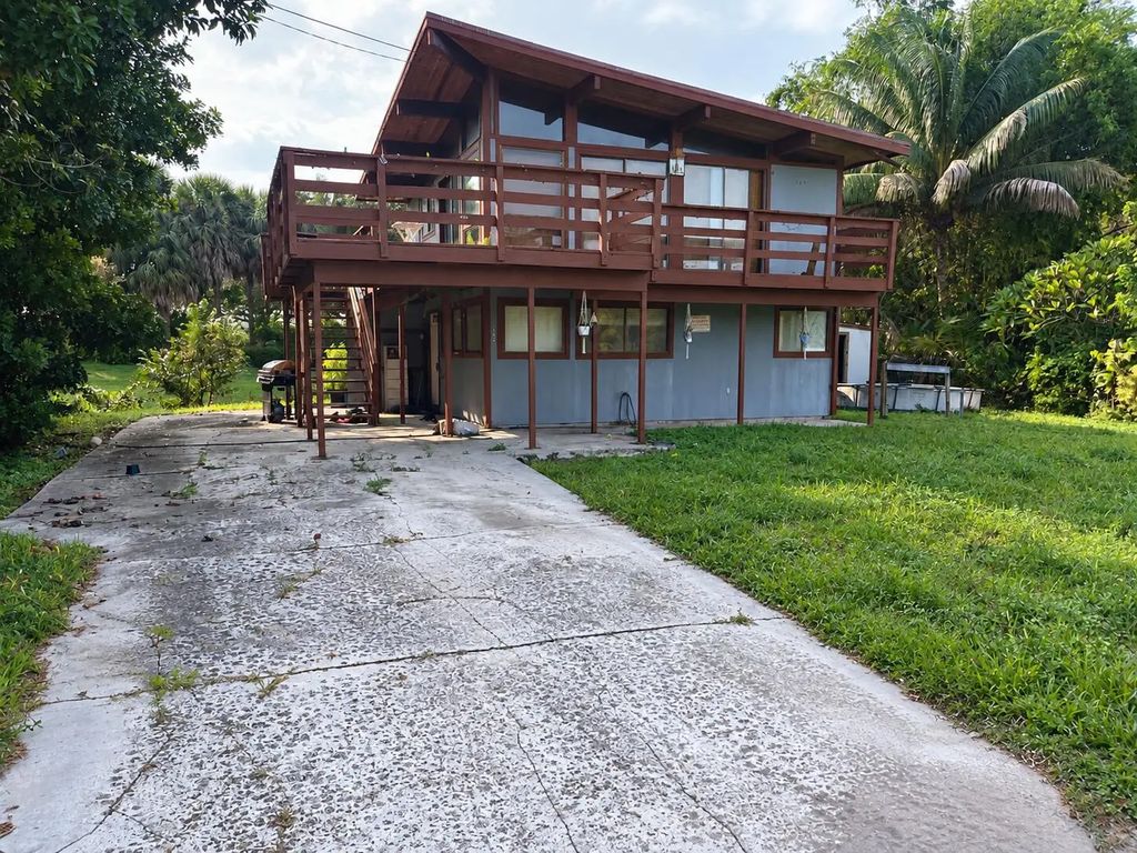 6665 Rigger Road, Lake Worth