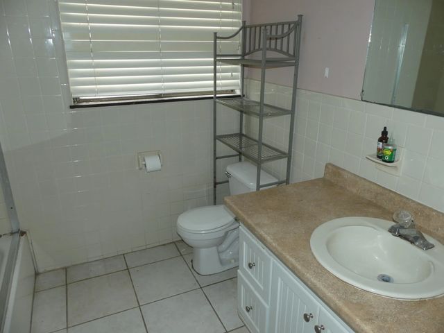 4 of 13 - 6665 Rigger Road, Lake Worth, FL