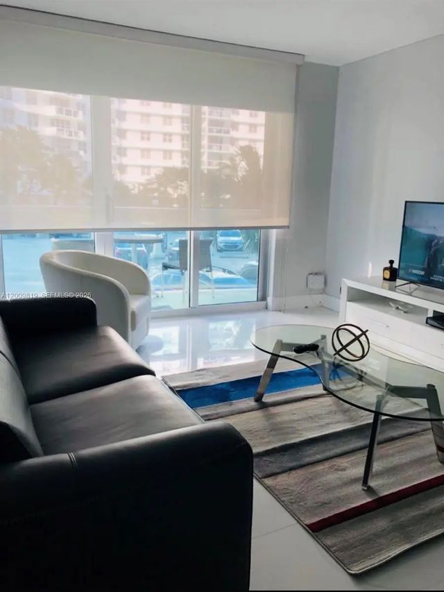 3801 S Ocean Drive #2b, Hollywood
