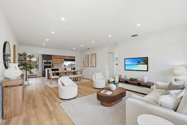 5 of 28 - 3021 Sw 12th Street, Miami, FL