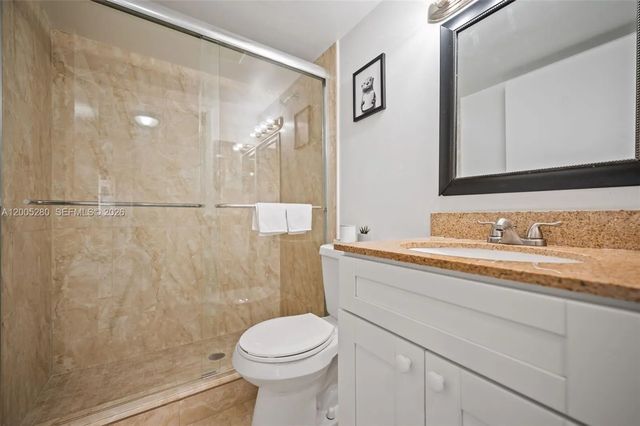 3 of 32 - 7195 Nw 179th Street #106, Hialeah, FL