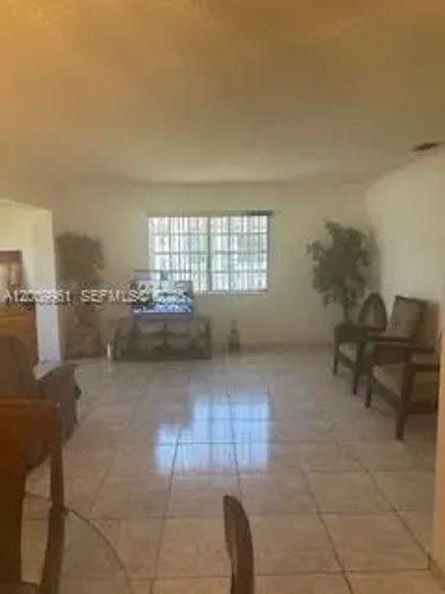 3 of 13 - 3128 Nw 65th Street, Miami, FL
