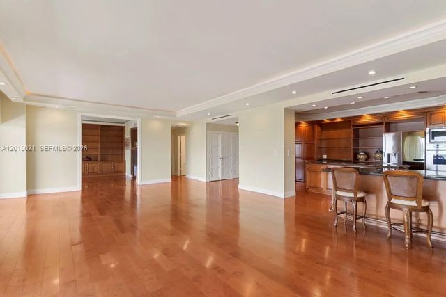 5 of 29 - 1800 Ne 114th Street #ph01, Miami, FL