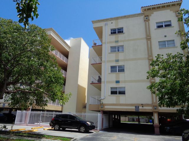 2008 Jackson Street #e9, Hollywood