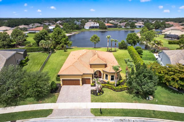 941 Sw Sea Green Street, Palm City