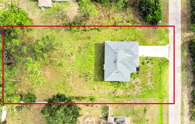 3 of 40 - 902 Magnolia Avenue, Lehigh Acres, FL
