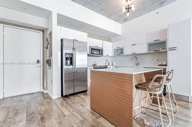 4 of 27 - 133 Ne 2nd Avenue #1208, Miami, FL