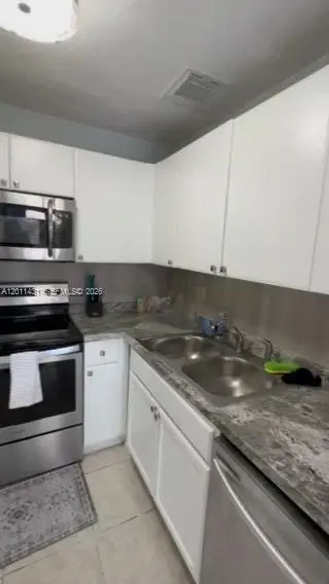 2 of 12 - 26324 Sw 135th Place, Homestead, FL