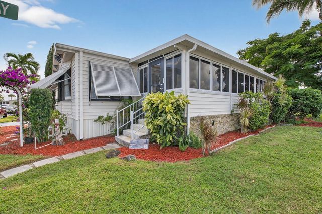 2 of 55 - 50012 Hacha, Boynton Beach, FL