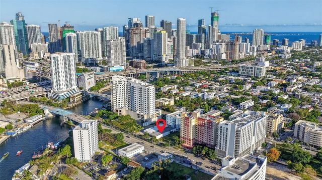 2 of 33 - 500 W Flagler Street, Miami, FL