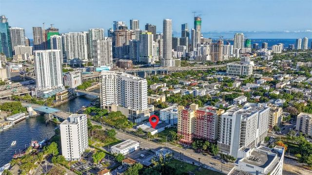 3 of 33 - 500 W Flagler Street, Miami, FL