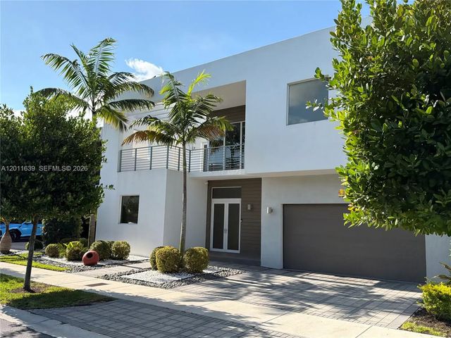 9980 Nw 74th Terrace, Doral