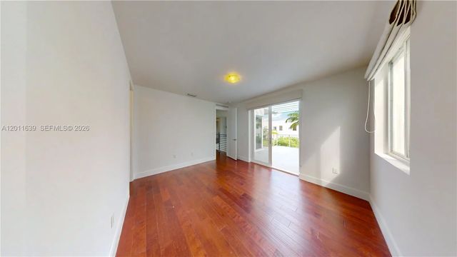5 of 25 - 9980 Nw 74th Terrace, Doral, FL