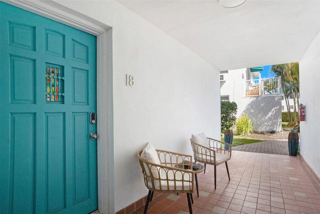 2 of 21 - 625 Orton Avenue #18, Fort Lauderdale, FL