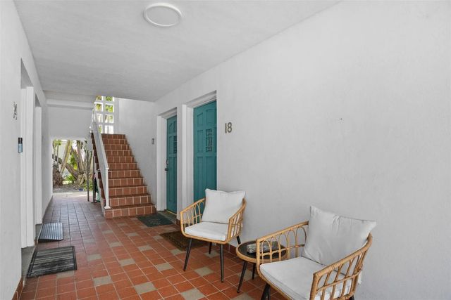 3 of 21 - 625 Orton Avenue #18, Fort Lauderdale, FL