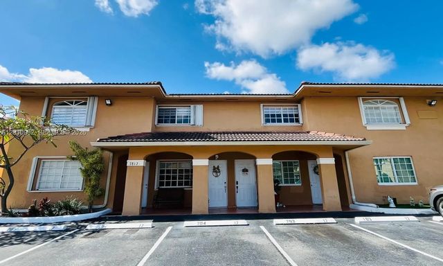 7817 W 36th Avenue #204, Hialeah