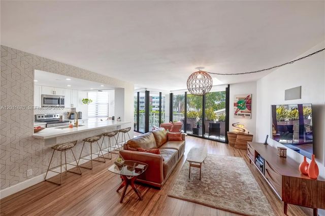 4000 Towerside Terrace #308, Miami