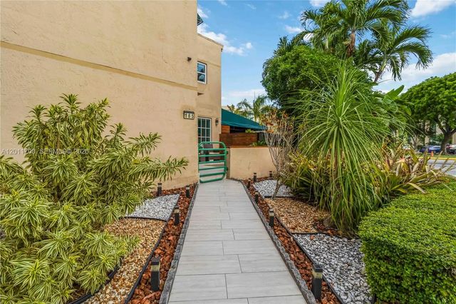11880 Sw 19th Lane #165, Miami