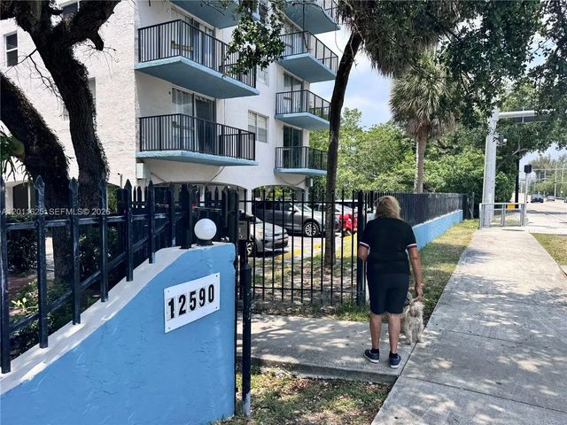 3 of 30 - 12590 Ne 16th Avenue #209, North Miami, FL