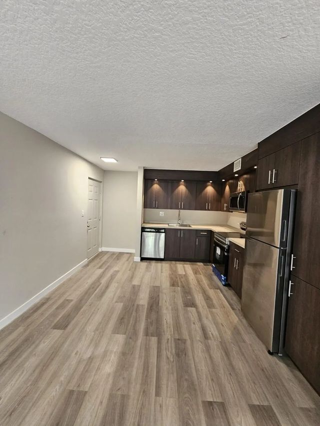 3 of 19 - 1850 N Congress Avenue #305, West Palm Beach, FL