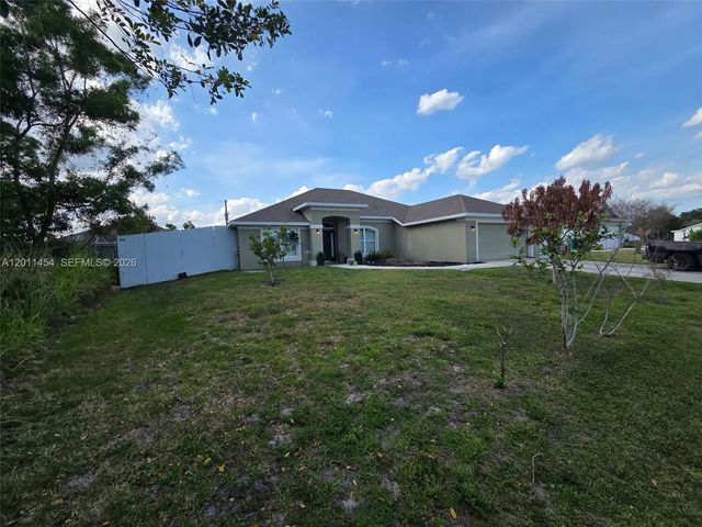 3 of 18 - 1005 Sw Bay State Road, Port St. Lucie, FL