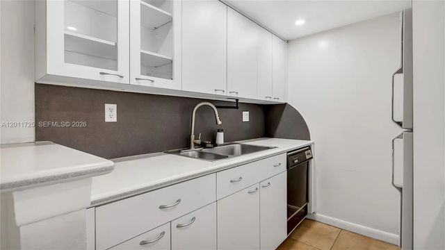3 of 25 - 7200 Fairway Drive #h12, Miami Lakes, FL