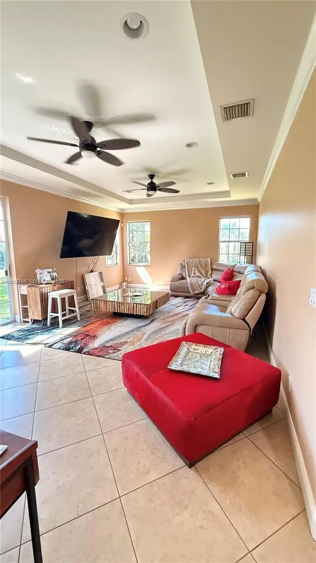 5 of 22 - 633 Sw Jada Road, Port St. Lucie, FL