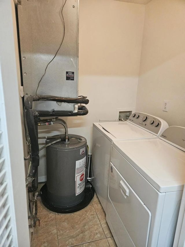 5 of 9 - 2050 Oleander Boulevard #10-108, Fort Pierce, FL