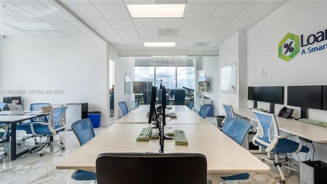 20200 W Dixie Hwy 1208 Highway, Miami