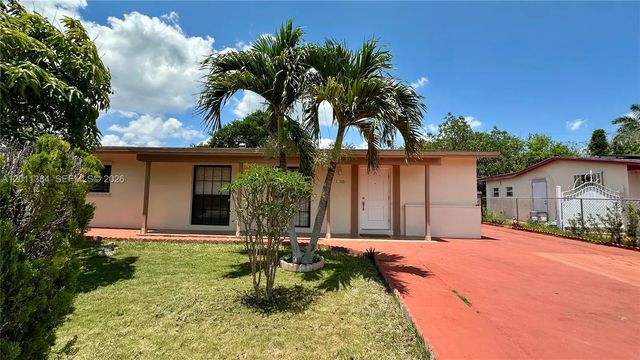 4 of 27 - 9625 Sw 164th Street, Miami, FL